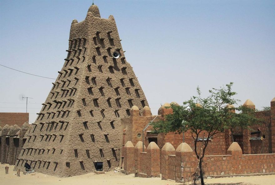 Sankore mosque at Timbuktu, Mali 988 A.D.