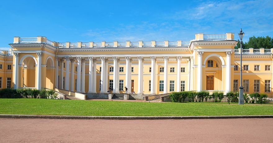 Alexander Palace (by Giacomo Quarenghi) at Tsarskoe Selo, 1792-1796 A.D.