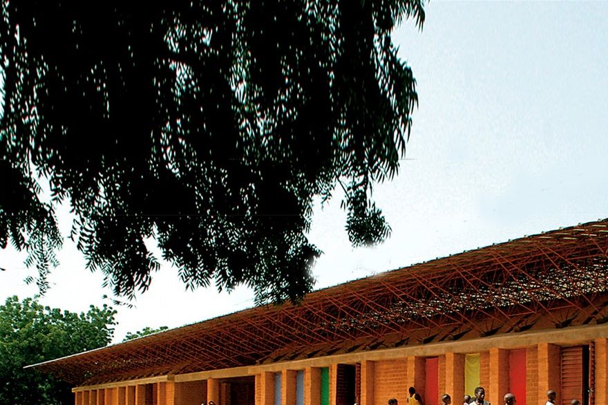 Primary School at Gando, Burkina Faso by Diebedo Francois Kere built 2001