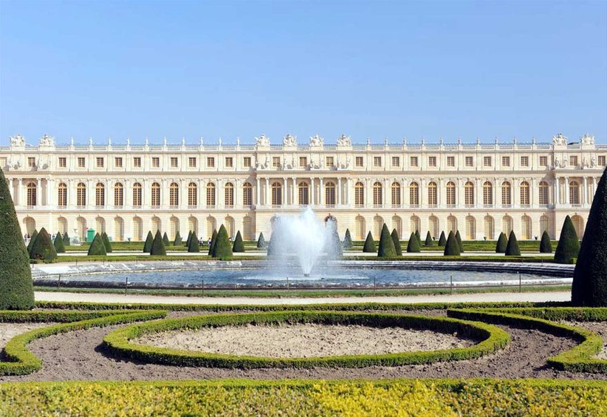The Palace of Versailles (Versailles, France), construction c. 1660 - 1715 A.D., by Louis Le Vau and Jules Hardouin-Mansart