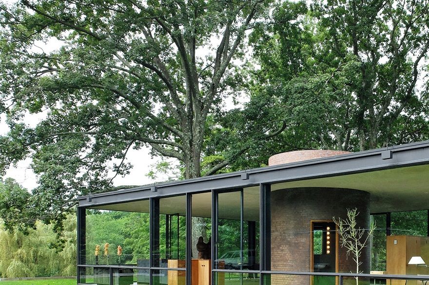 Philip Johnson House at 798–856 Ponus Ridge Road, New Canaan, Connecticut designed and built 1947-1949